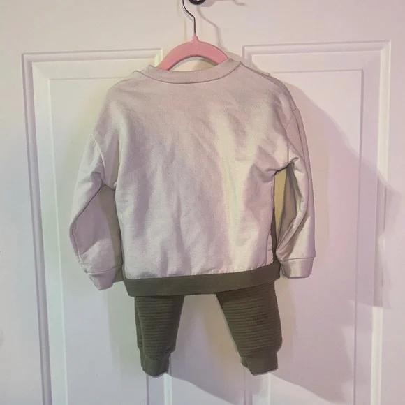 PL Baby Toddler Sweatshirt and Pants Set- 24m - Picture 5 of 11